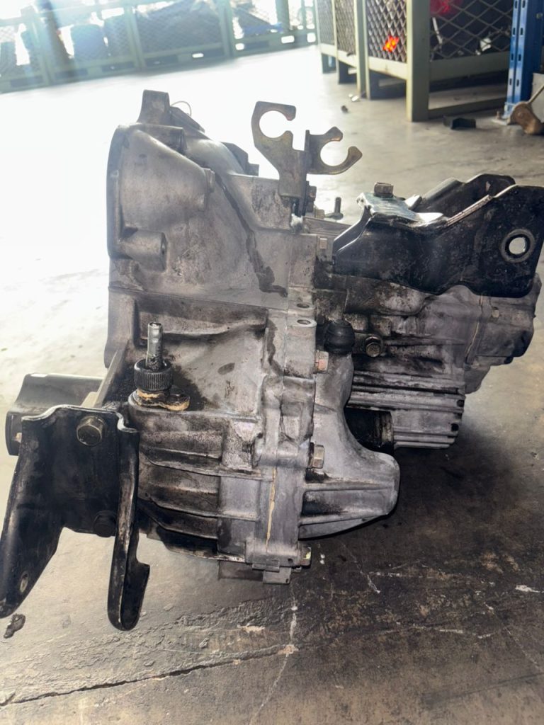 AATF101I12521 PROTON F5M21 TRANSMISSION 1