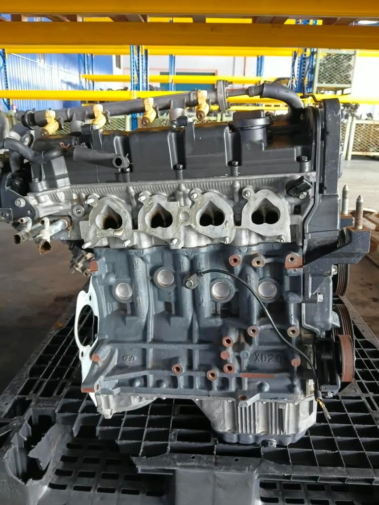 AATF101I12563 NAZA ENGINE G4GC6H332422 1